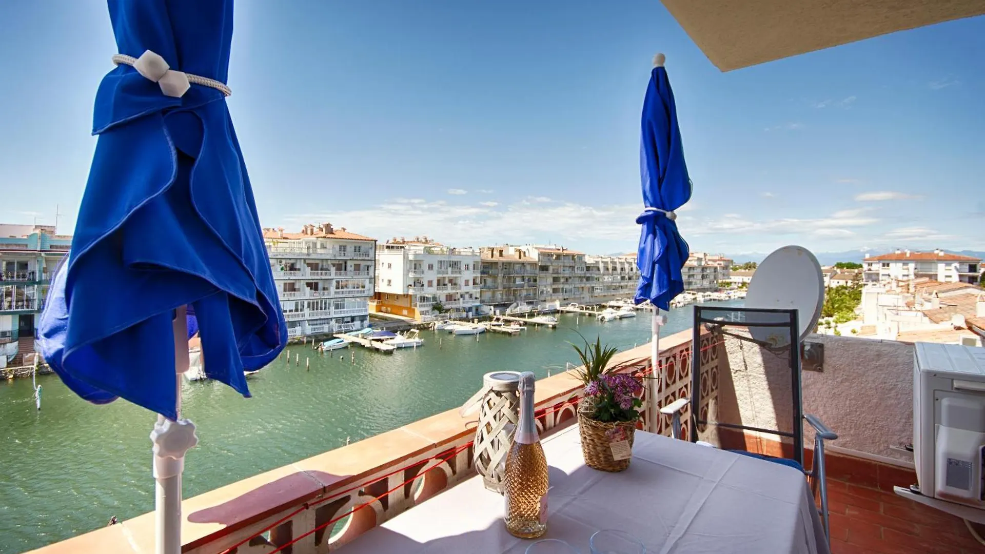 Empuriabrava Am Kanal 0*,  Spain